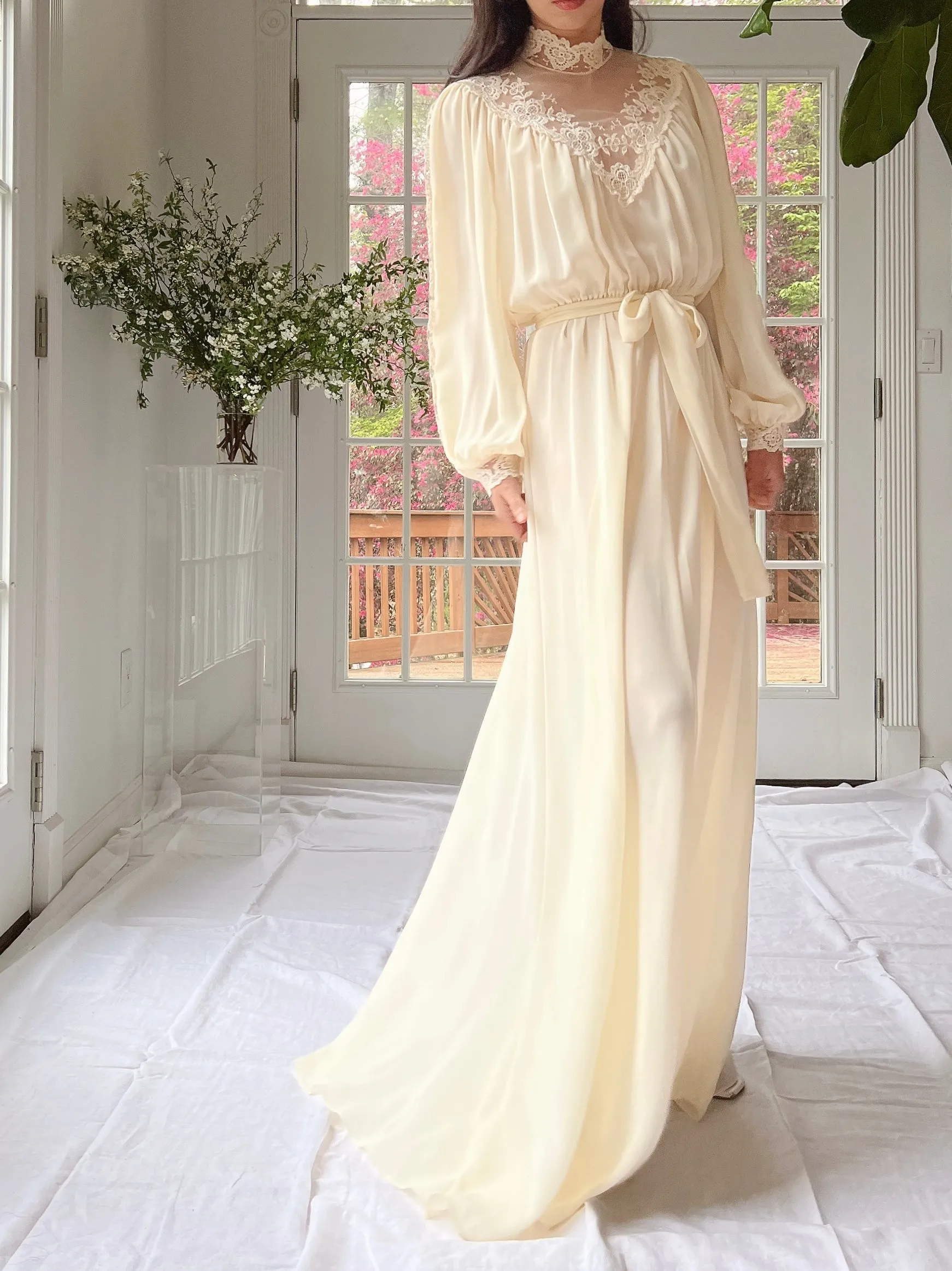 1970's Chiffon Poet Sleeves Gown - M