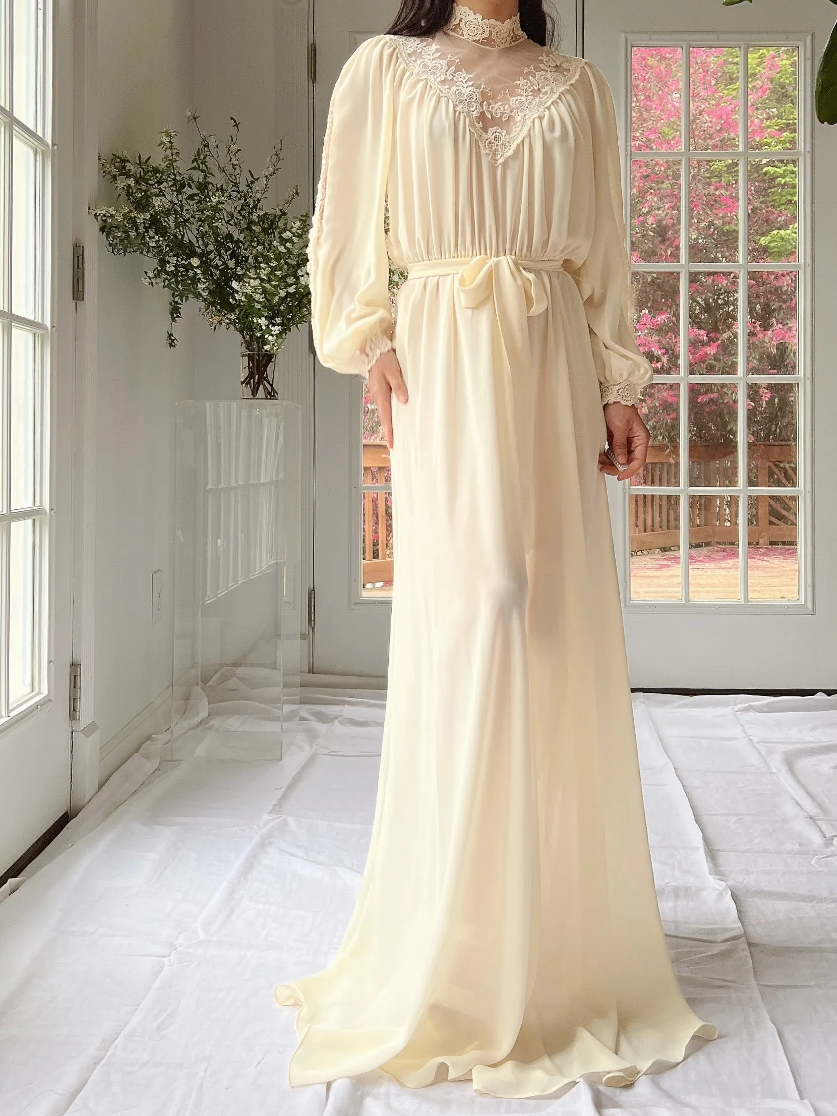 1970's Chiffon Poet Sleeves Gown - M