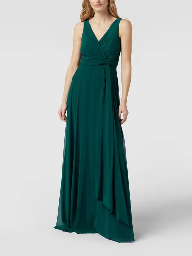 Evening dress with a belt at the waist Troyden Collection, emerald green