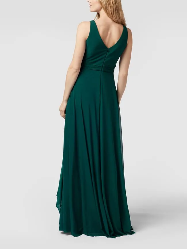 Evening dress with a belt at the waist Troyden Collection, emerald green