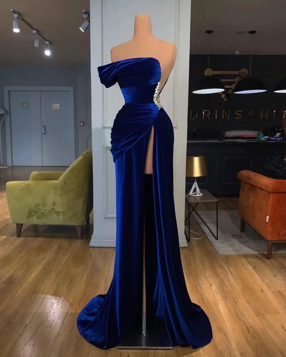 One Shoulder Royal Blue Velvet Evening Prom Dress With Slit