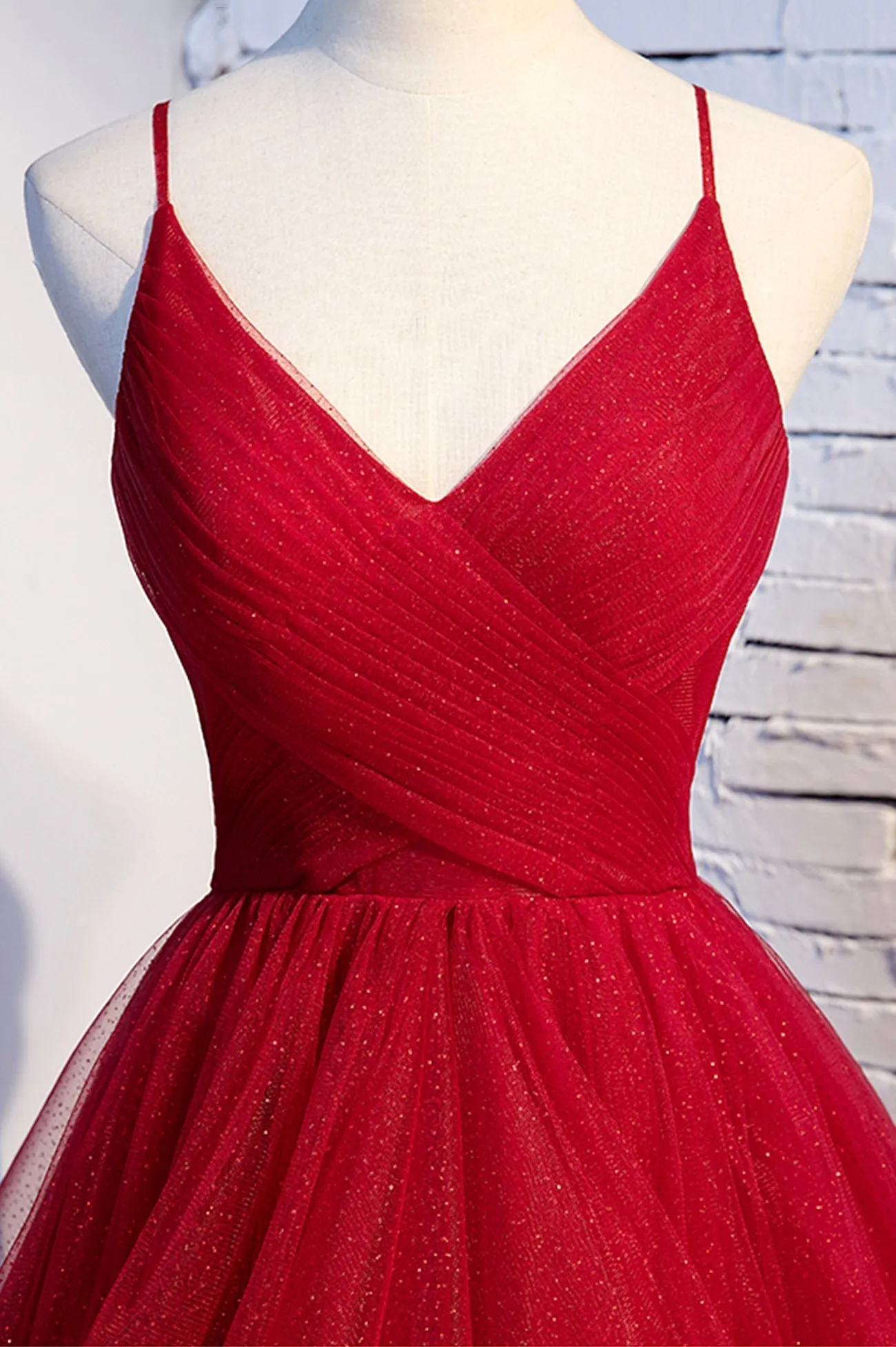 Red V-Neck Tulle Long Prom Dress A-Line Evening Dress