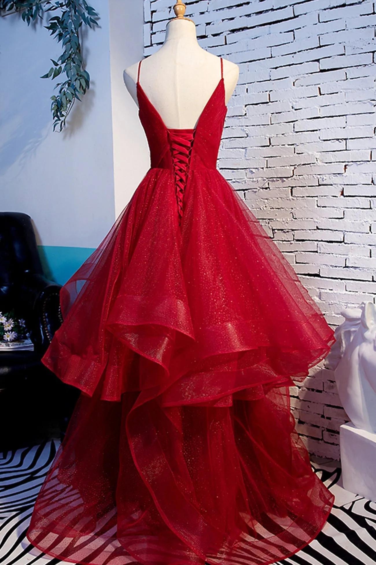 Red V-Neck Tulle Long Prom Dress A-Line Evening Dress