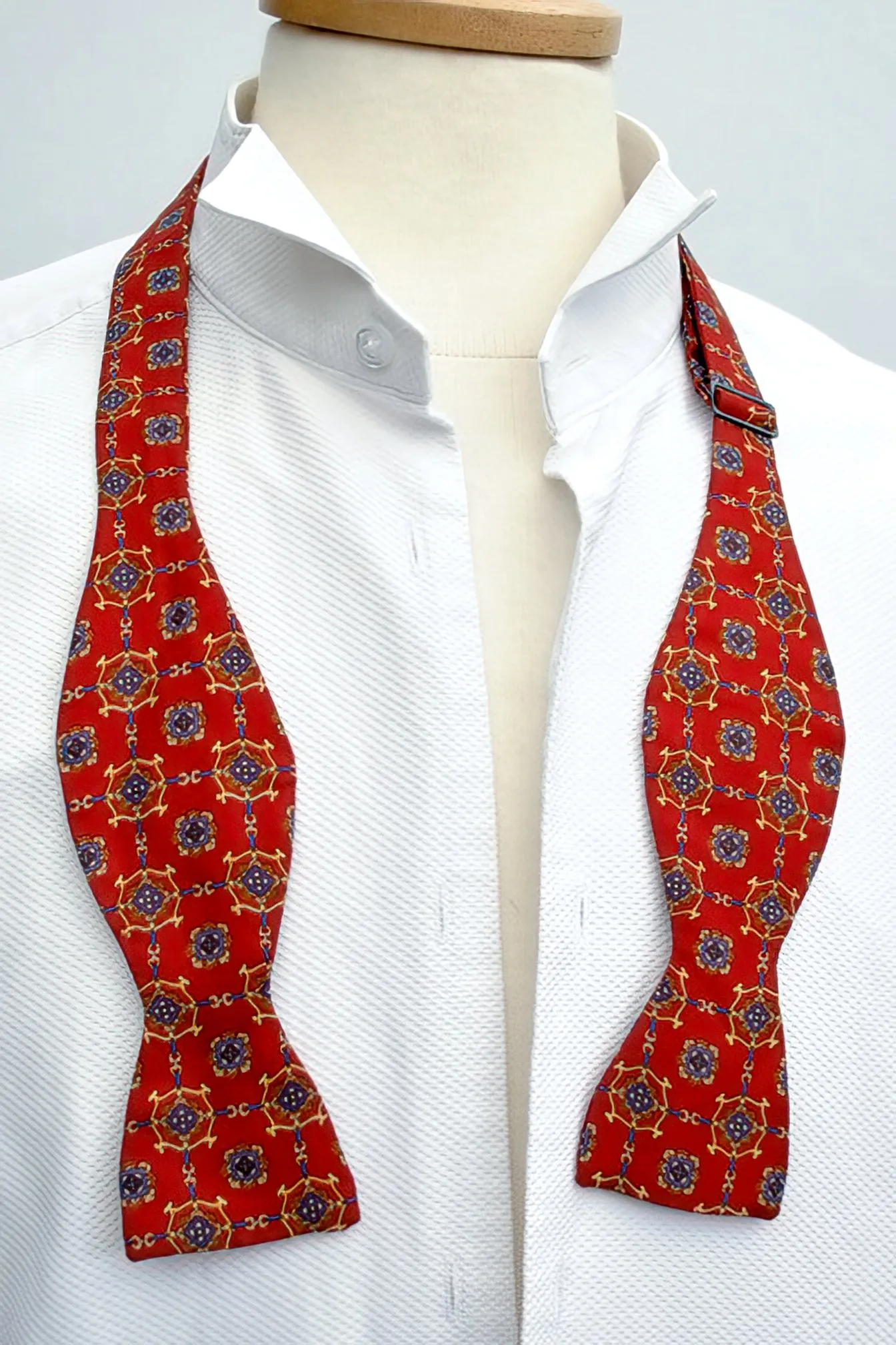 Vintage Red Silk Self Tie Bow Tie • Vicky Davis